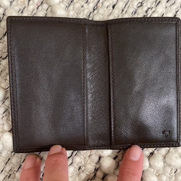 TUMI genuine leather brown skim business card case holder wallet - Picture 3 of 4